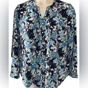 Floral Print Button-Front Women's Top in Navy and Blue
